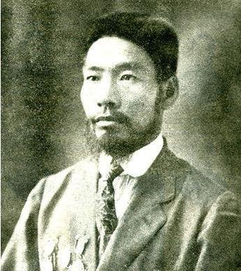 霍元甲的遗腹子叫霍东觉,为什么又出来一个霍东阁?和霍东觉是一个人吗?