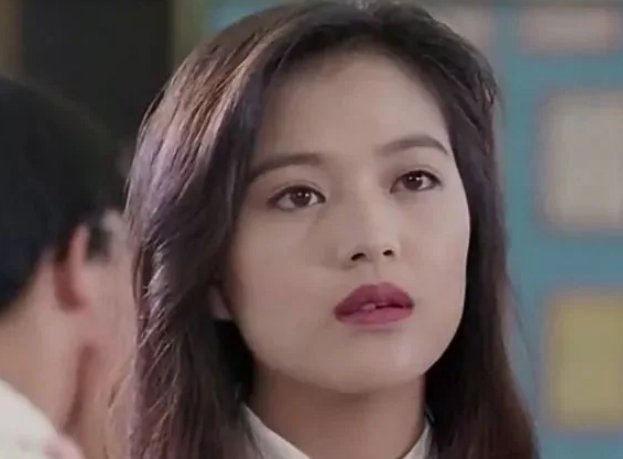 《初恋情人》国语歌词什么？