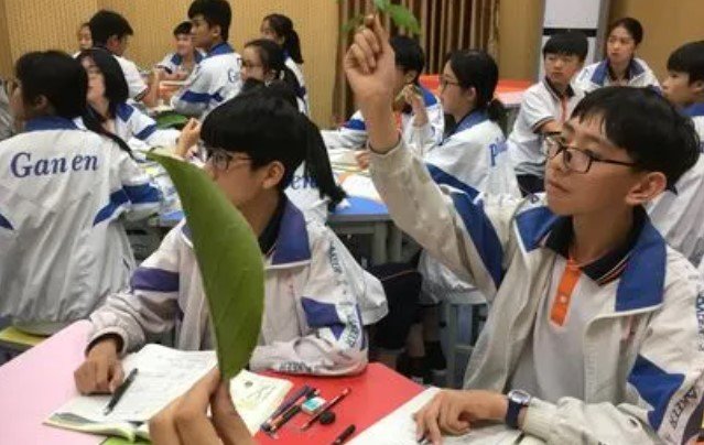 河自漫漫景自端讲的是什么