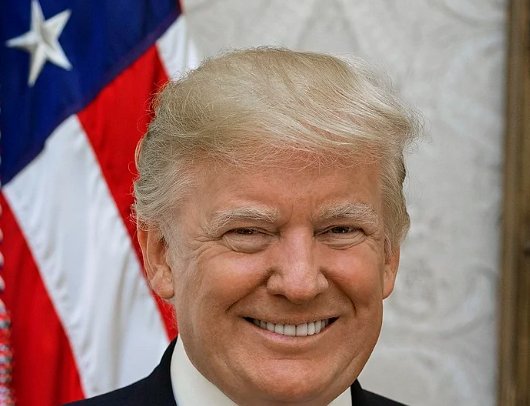 特朗普全名是什么？