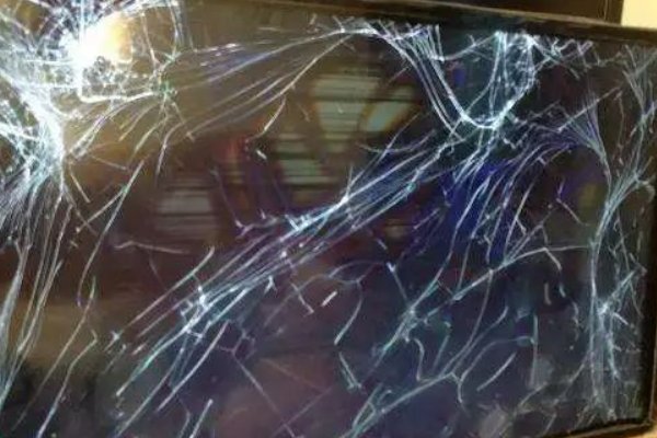 液晶电视换个屏多少钱？