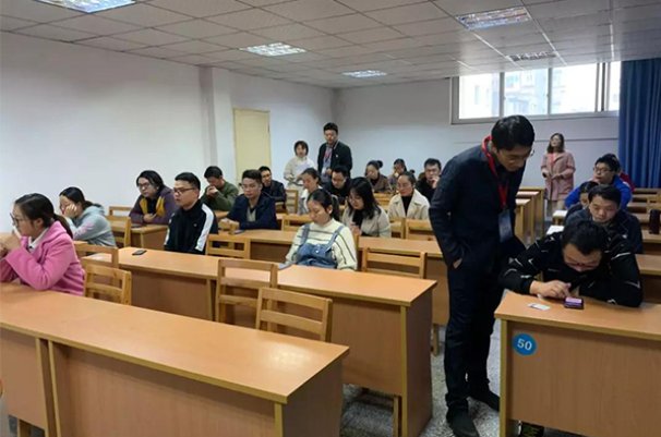 2023年执业医师笔试成绩查询时间是多久