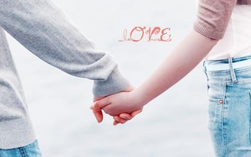 急求好听的非主流情侣个性签名、要伤感、不要太土。。谢谢！