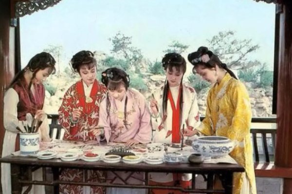 洛璃的含义是什么