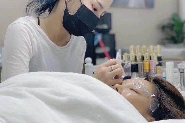 全国排名第一的纹绣培训学校