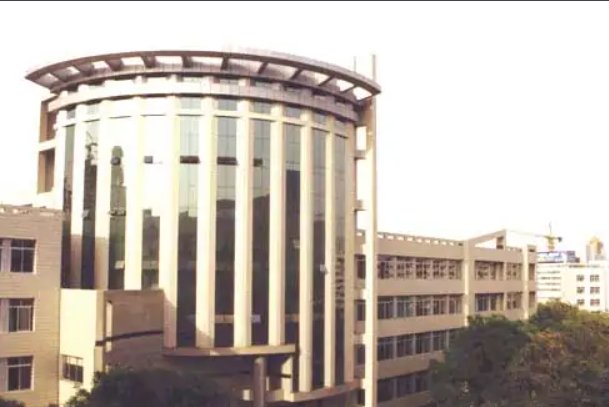 兰州一中今年中考分数线是多少？