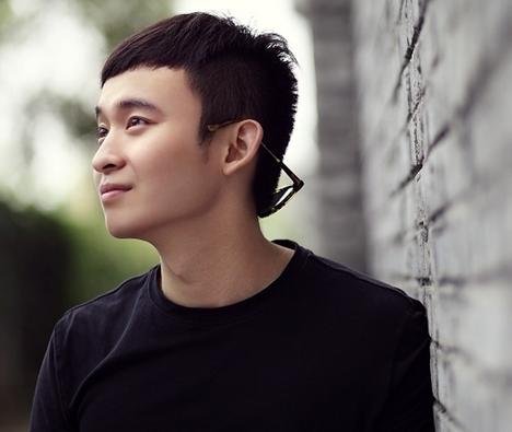 流金岁月中谢宏祖的扮演者是谁?