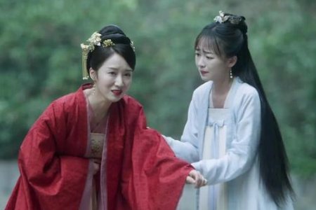 《雪中悍刀行》中，为什么卢东阳作为卢府管家那么嚣张？