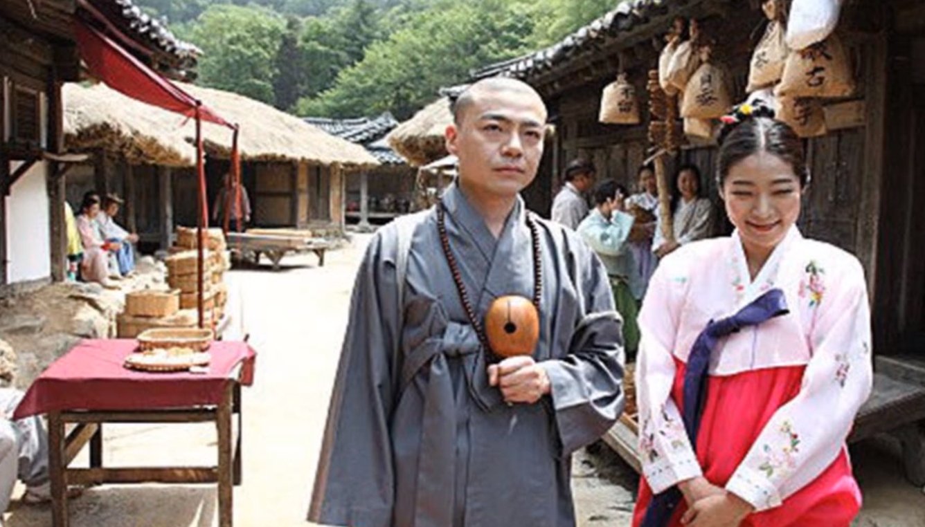 韩国电影有妇之夫里面这个女演员叫啥名字，还演过别的什么电影