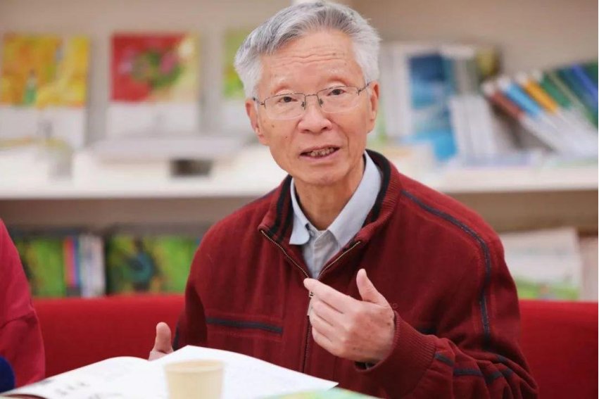 吴然主要致力于什么