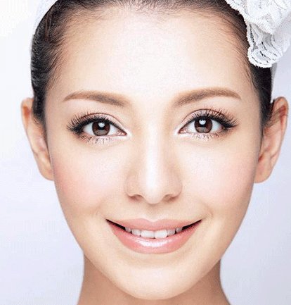 对于眼下的“医疗美容热”，人民日报有何评价？