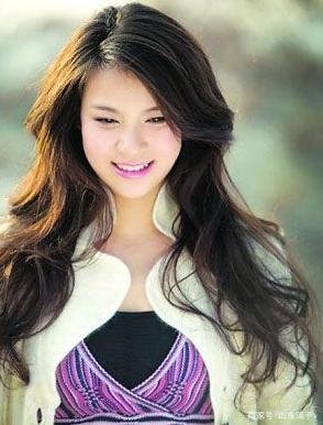 “无臂女孩”上非诚勿扰惨遭羞辱，被男子深情示爱，后来如何？