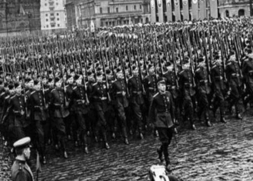 在你看来二战时期巅峰的德国有多强大呢？