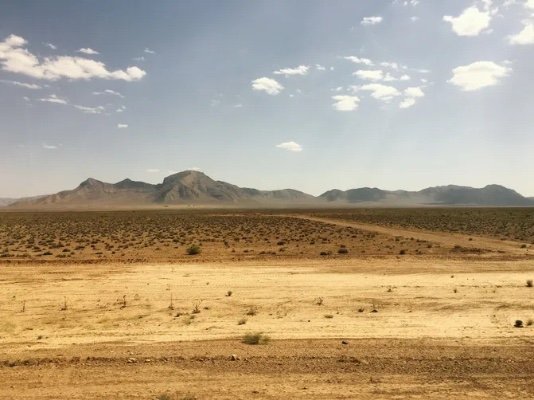 荒凉和荒芜的区别