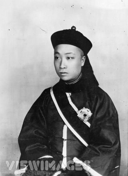 爱新觉罗·溥伦的生平