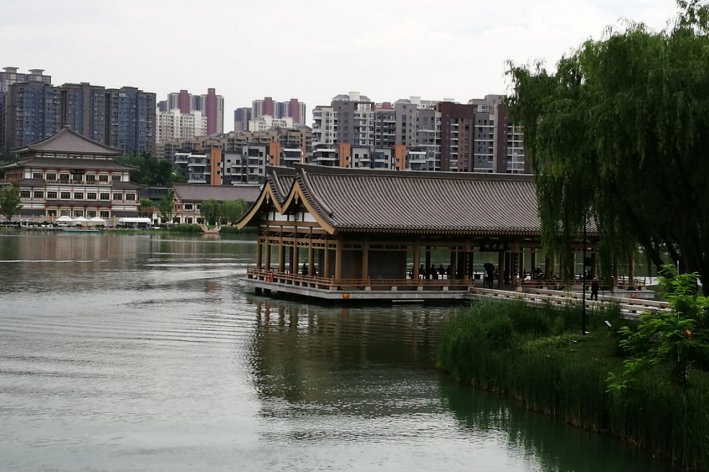 江陵府曲江楼记原文及翻译