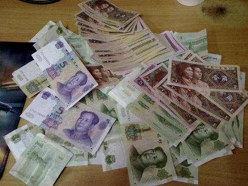 哈尔滨一学生虚构各种理由，骗了老师上百万元，这笔钱还能追回来吗？