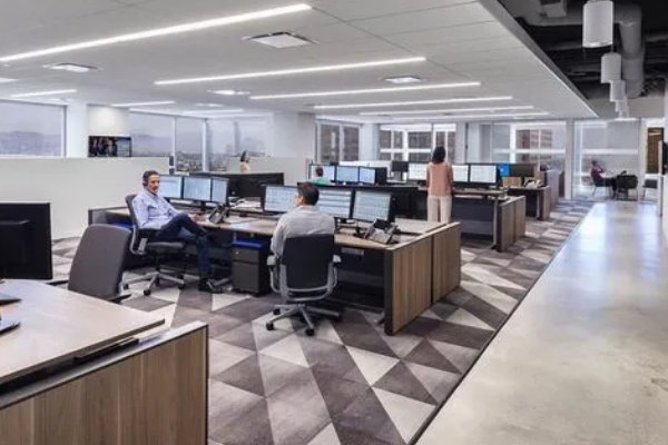 有资质的评估公司