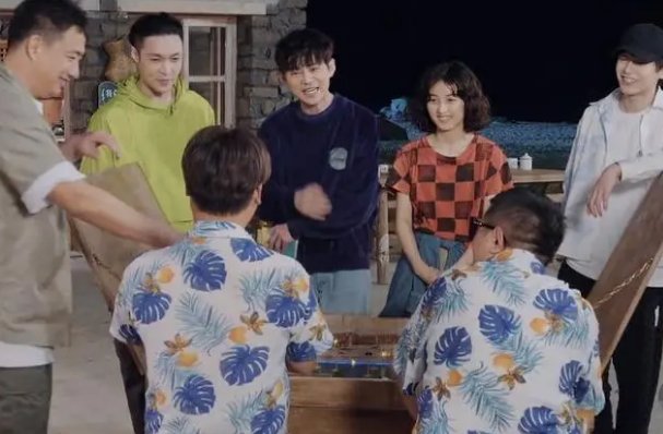 综艺《向往的生活》将暂停播出，暂停原因是什么？