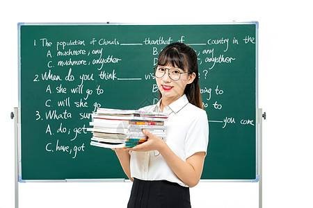 大学宿舍里面打扑克牌不可以吗?