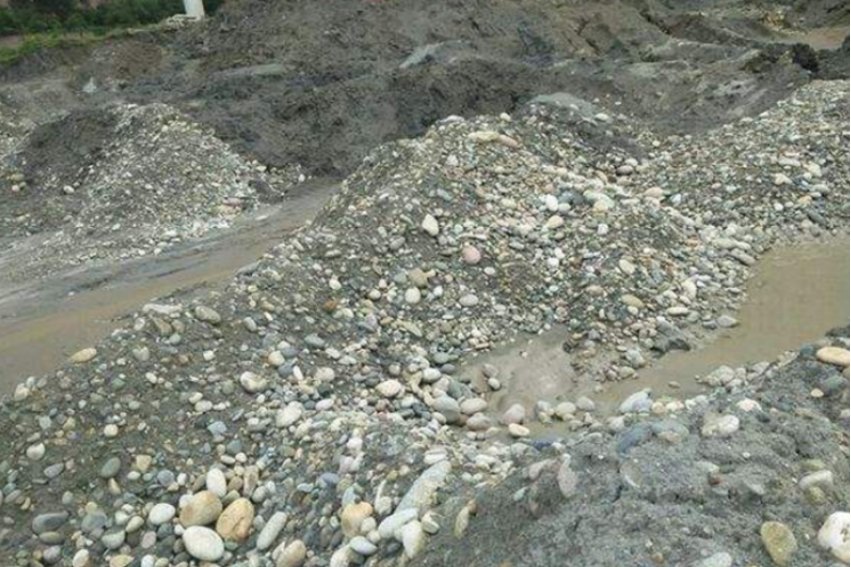 凝的拼音怎么读？