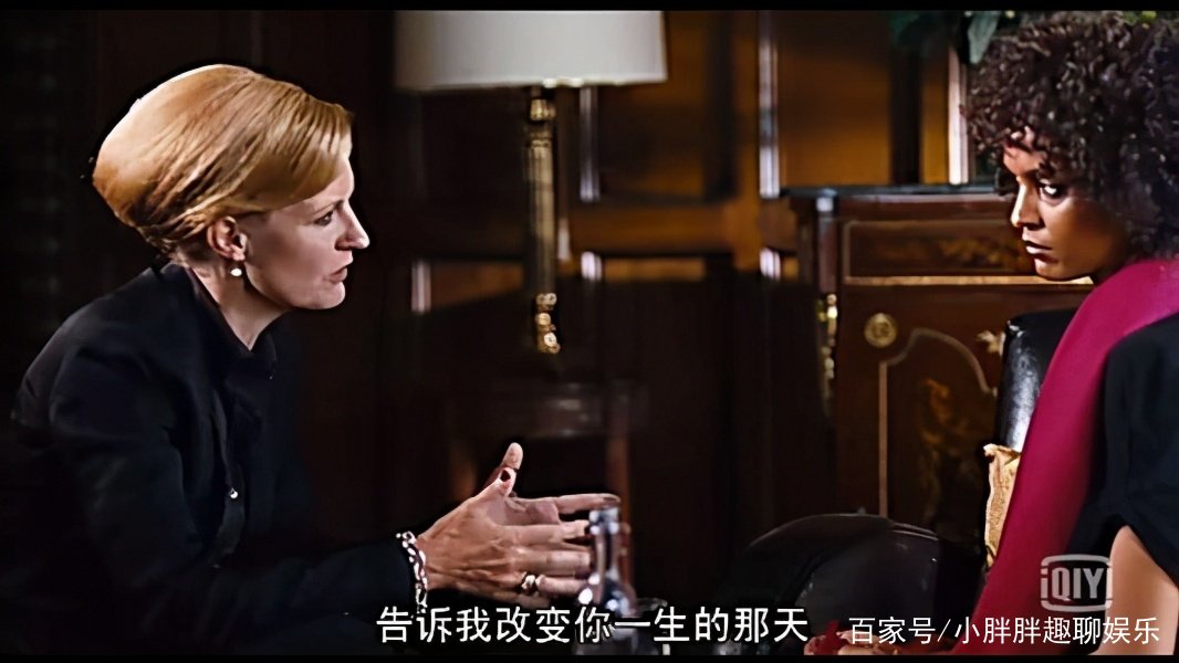 震撼人心《沙漠之花》，究竟讲了些什么？