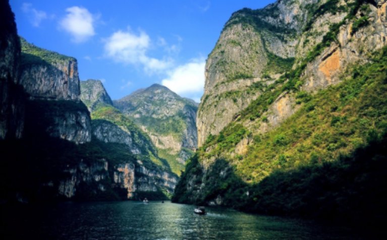 《三峡》原文及翻译一句一译