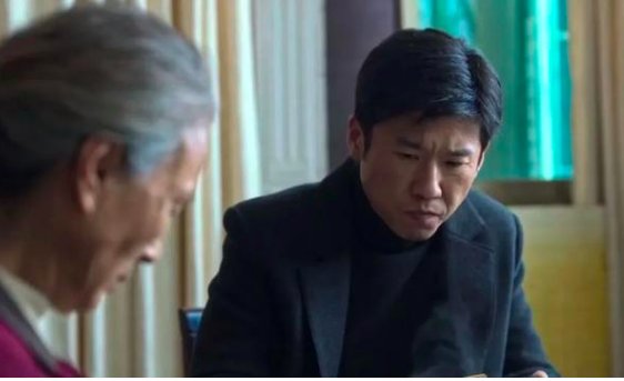 狂飙警察局内鬼是谁