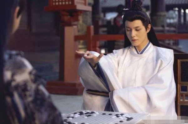 褚嬴真实存在吗