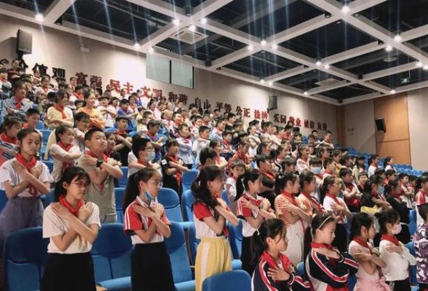 昆山市玉峰实验学校（南校区）怎么样？