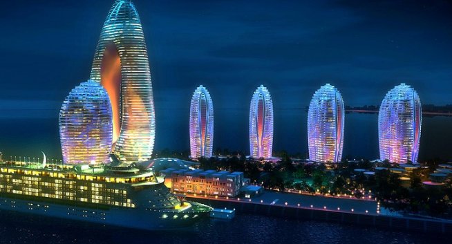 女子滞留三亚，得知机场有包食宿酒店火速前往，结果怎么样？