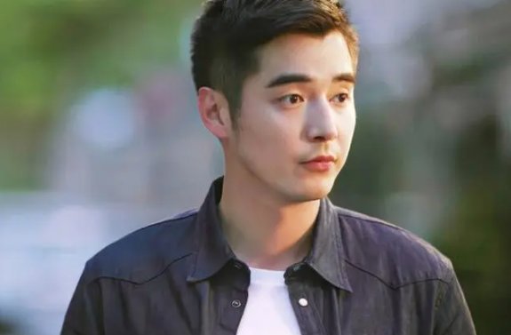 金世佳个人资料