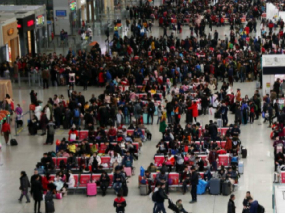 打工人返乡过年，有哪些令人破防的瞬间？