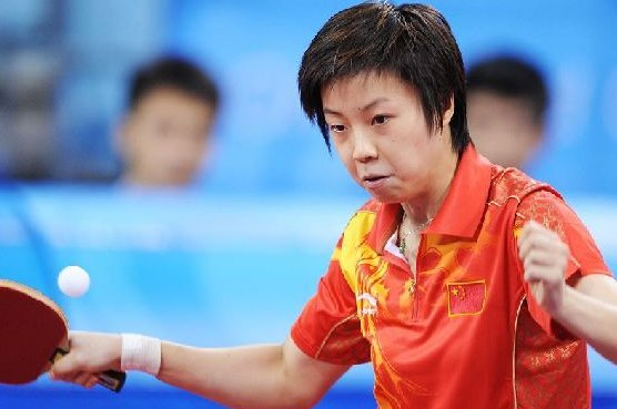 福原爱一生的宿敌张怡宁，看张怡宁穿队服就害怕，她到底有多害怕大魔王？