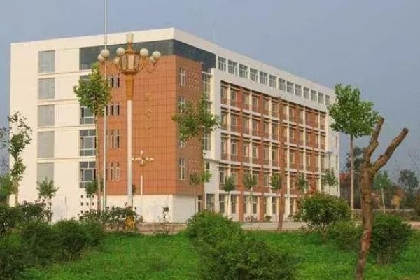 菏泽医专临床医学分数线