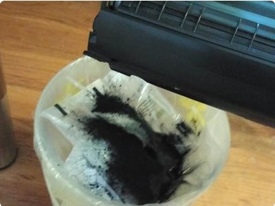 怎么给打印机加墨粉？