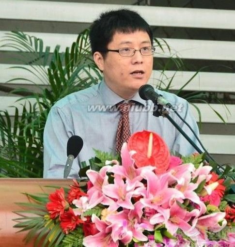 傅瑾的人物简介