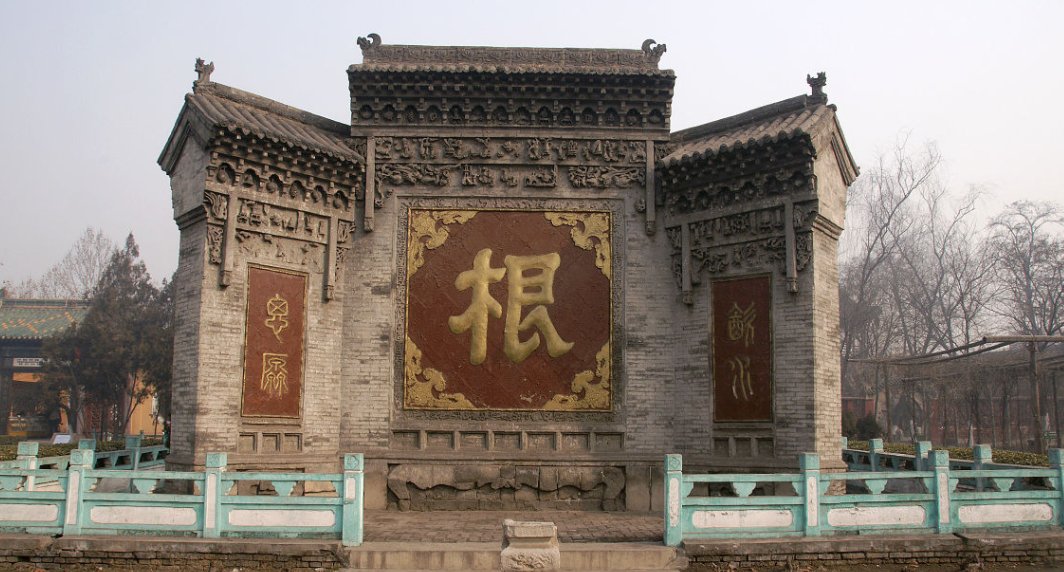 请问“洪桐县里无好人”的来历（典故）