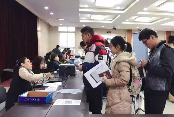 山西高考分数线公布时间