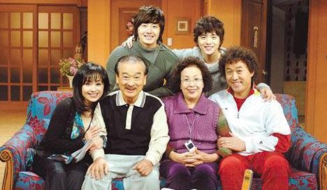 《搞笑一家人》讲的什么故事