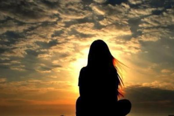 沉默寡言的意思释义