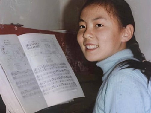 朱令的姐姐是怎么死的