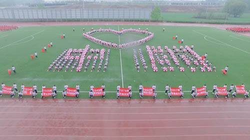 网友用“百样中国话”表白祖国，都有哪些地方的方言？