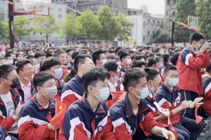 襄阳一中搬迁规划