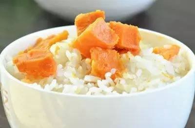 一个红薯相当几碗米饭?