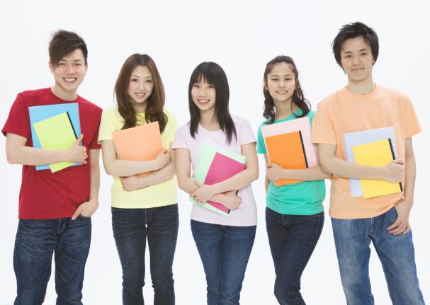 大二学生用英语怎么说