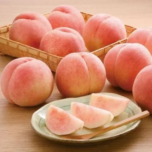 我买了一箱水蜜桃回来，水蜜桃为什么有的硬有的软？