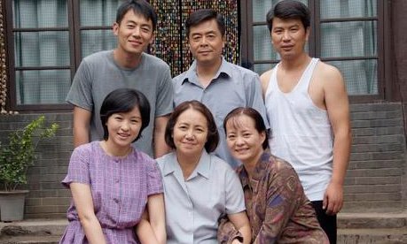 为什么《正阳门下》后，朱亚文油腻边潇潇没落，却红了这个配角呢？