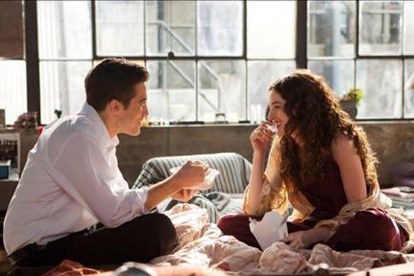 安妮·海瑟薇的《爱情与灵药》有多少尺度？