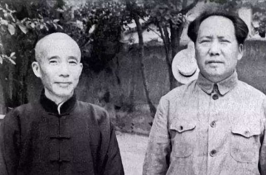 牢骚太盛防肠断的下一句